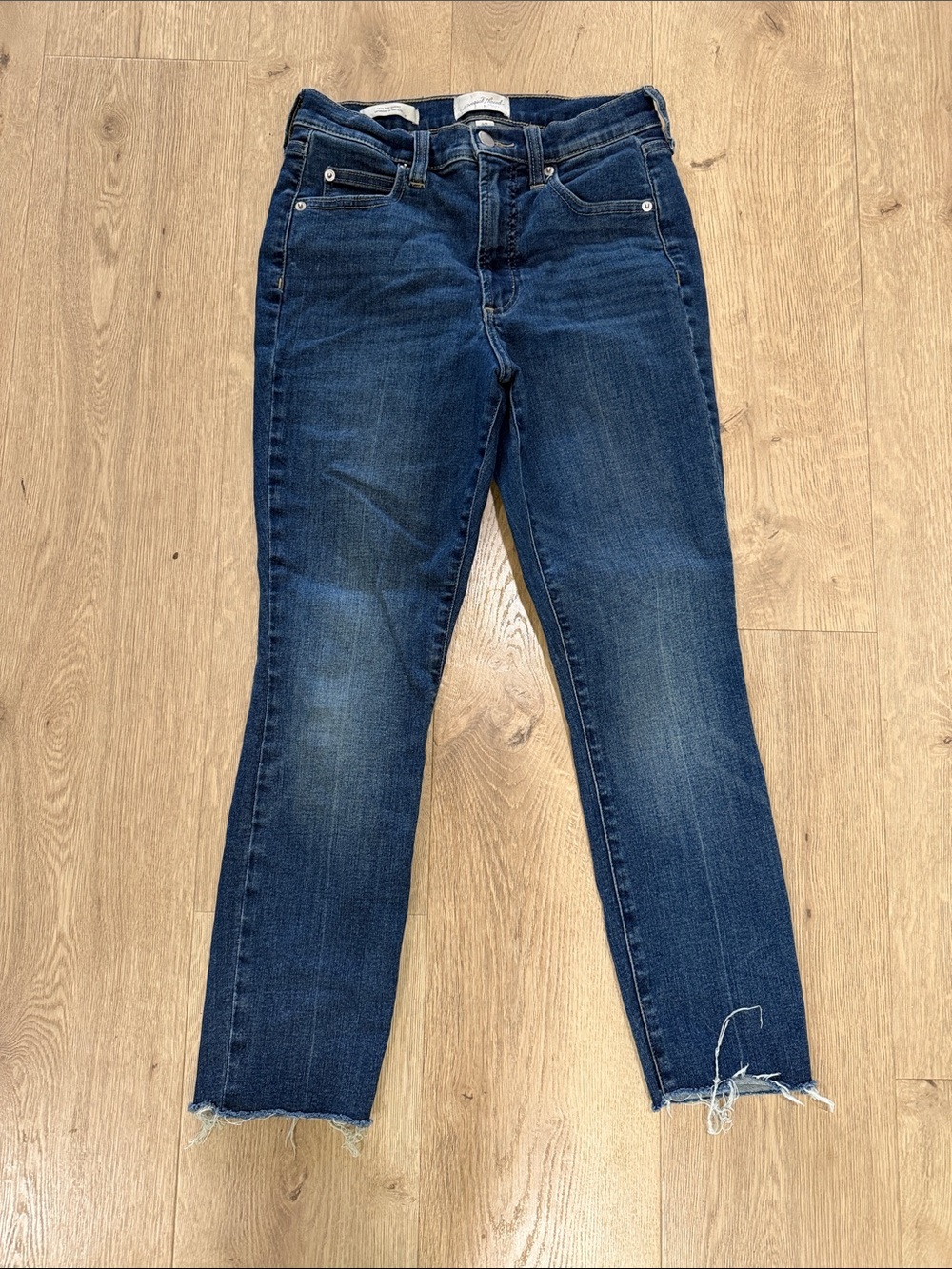 Universal Thread Dark Blue Cropped Skinny Jeans